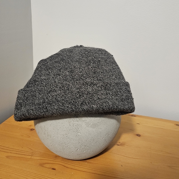 Tentree toque - Size S - Gray - Picture 3 of 3